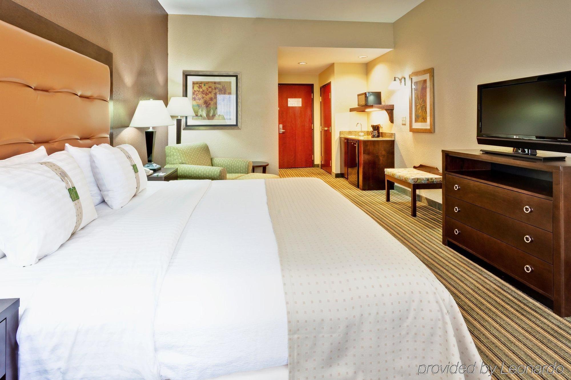 Holiday Inn Pearl - Jackson Area, An Ihg Hotel Room photo